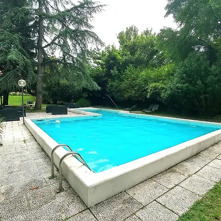 Villa Verde Bed And Breakfast